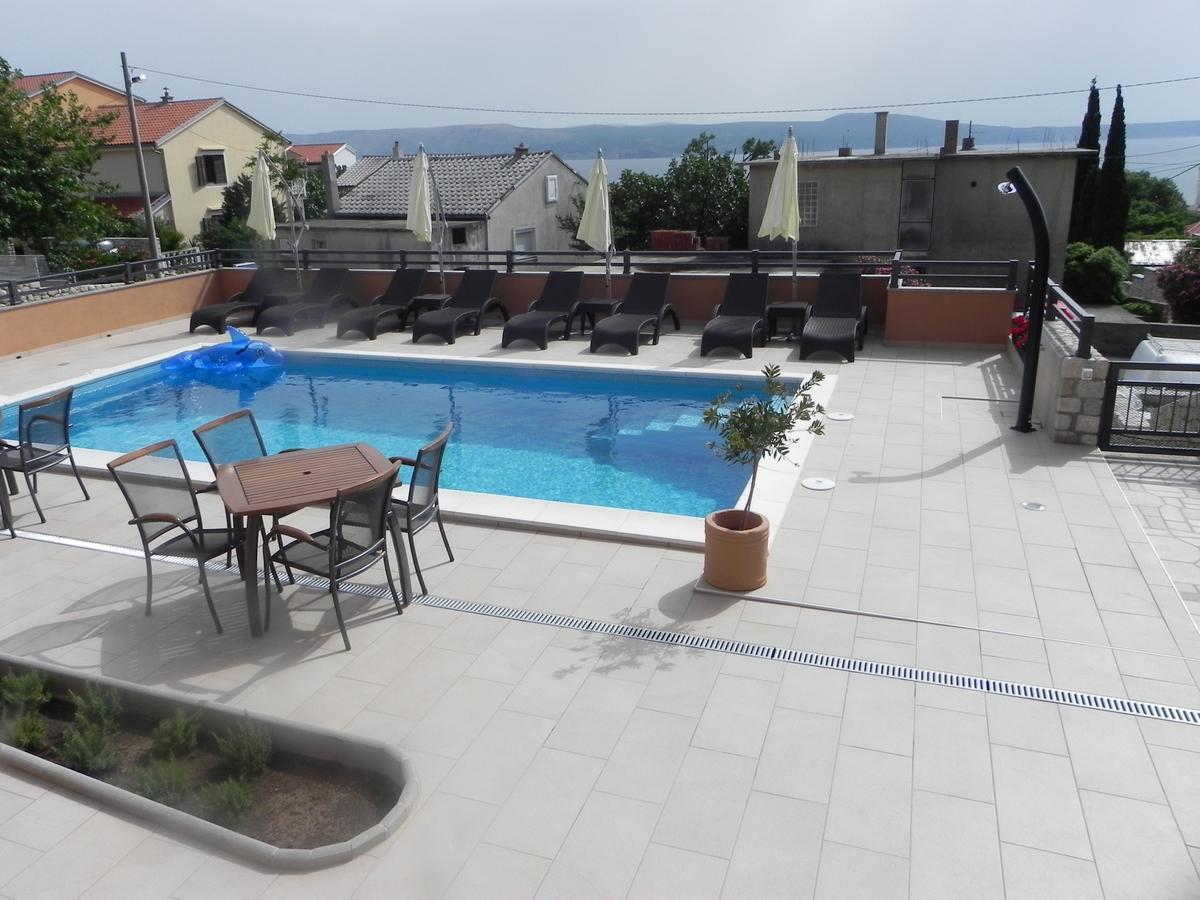 Apartments Antolic Novi Vinodolski Eksteriør billede