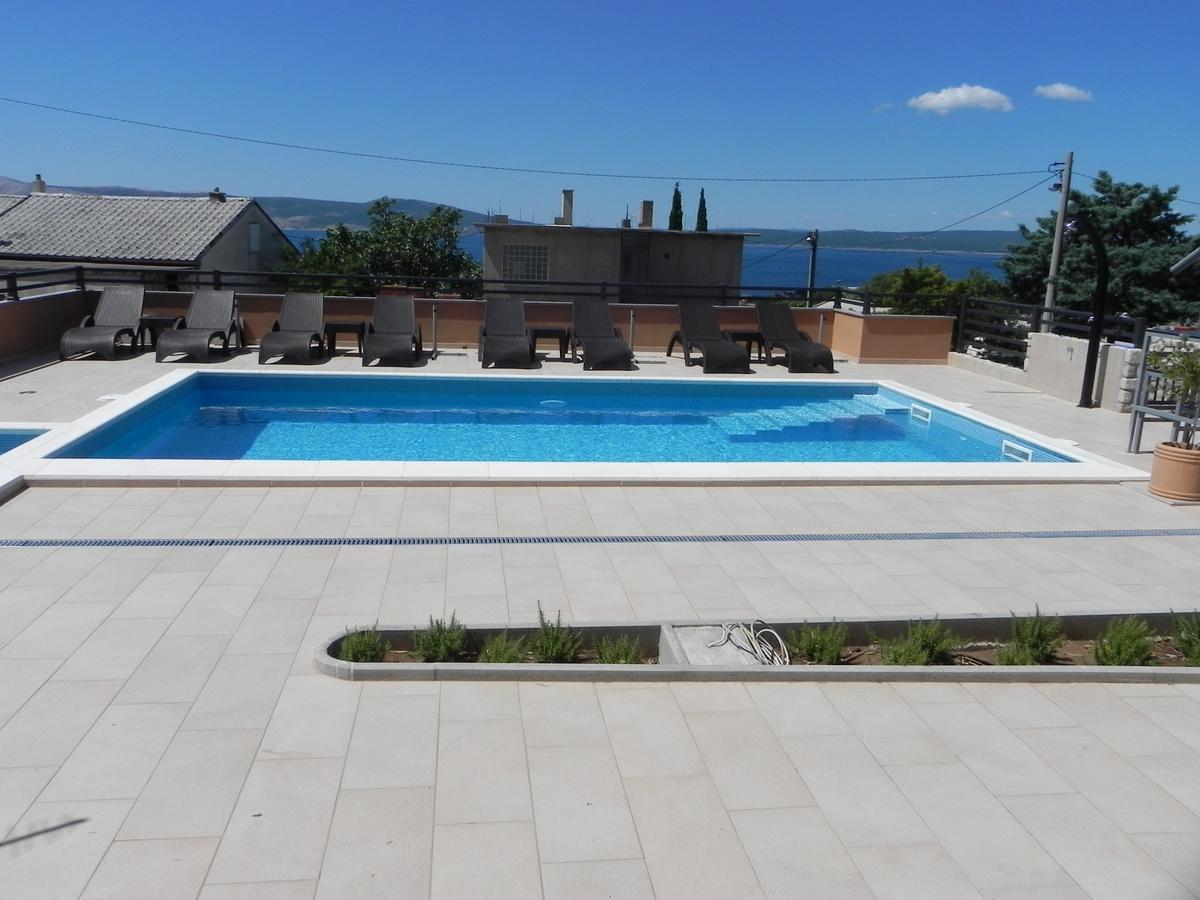 Apartments Antolic Novi Vinodolski Eksteriør billede